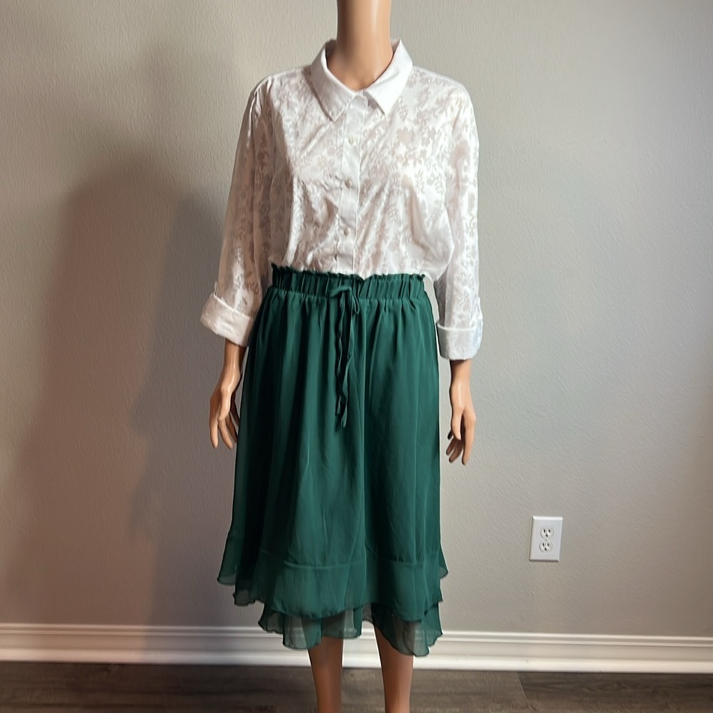 🛍️ 4 for $25 Green Layered Midi Skirt - 2XL - Picture 4 of 9
